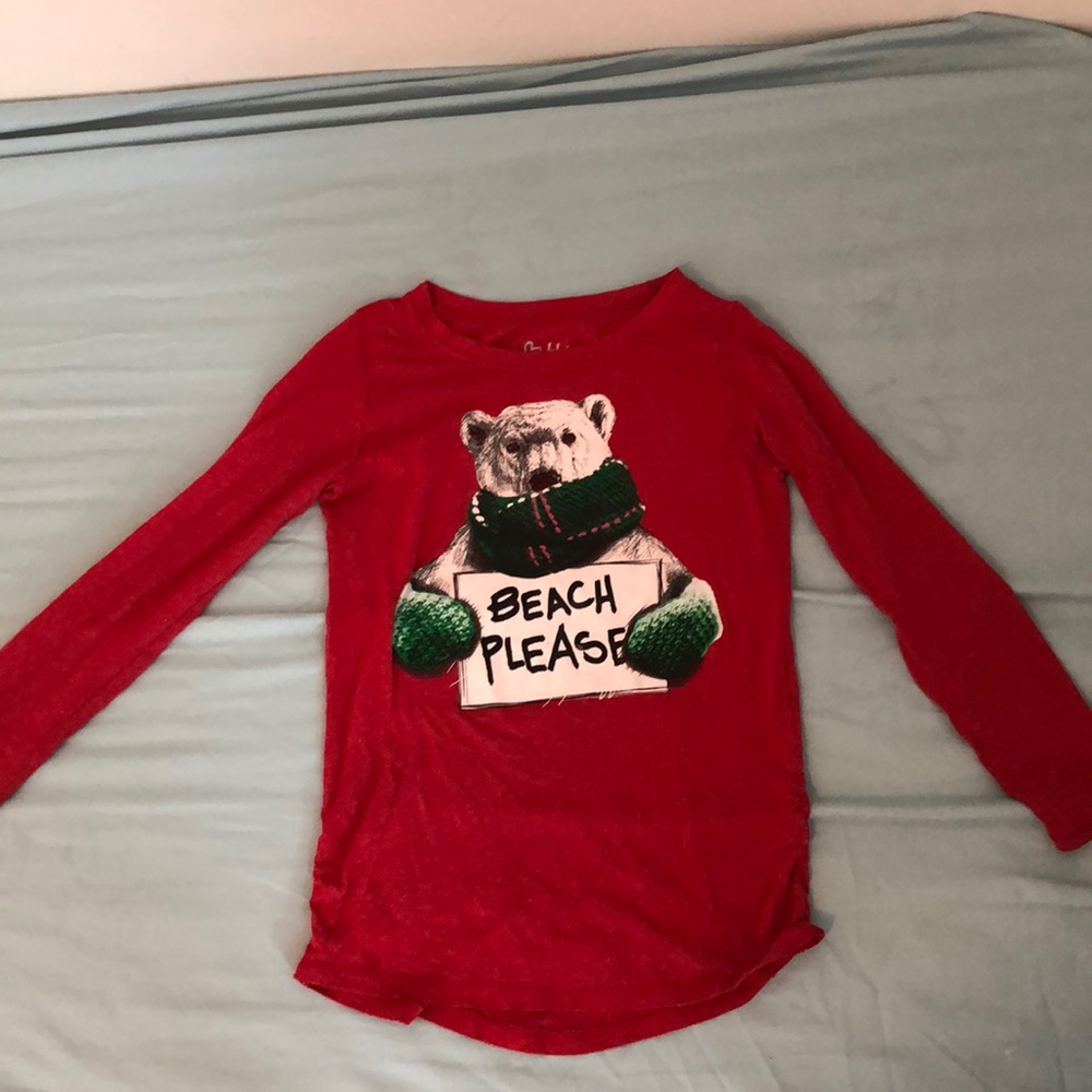 Hanes red polar bear Christmas shirt
